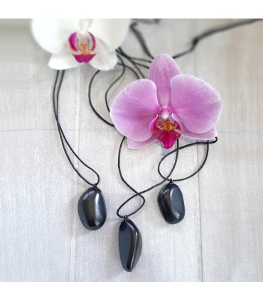 Pendentif "Galet" en Shungite