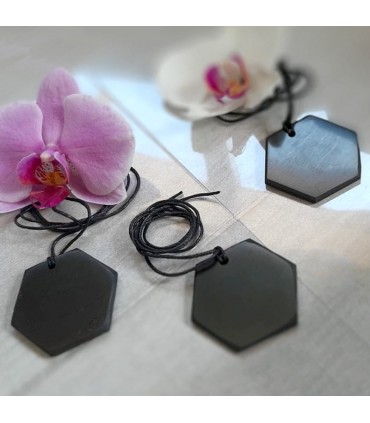 Pendentif "Hexagone" en Shungite